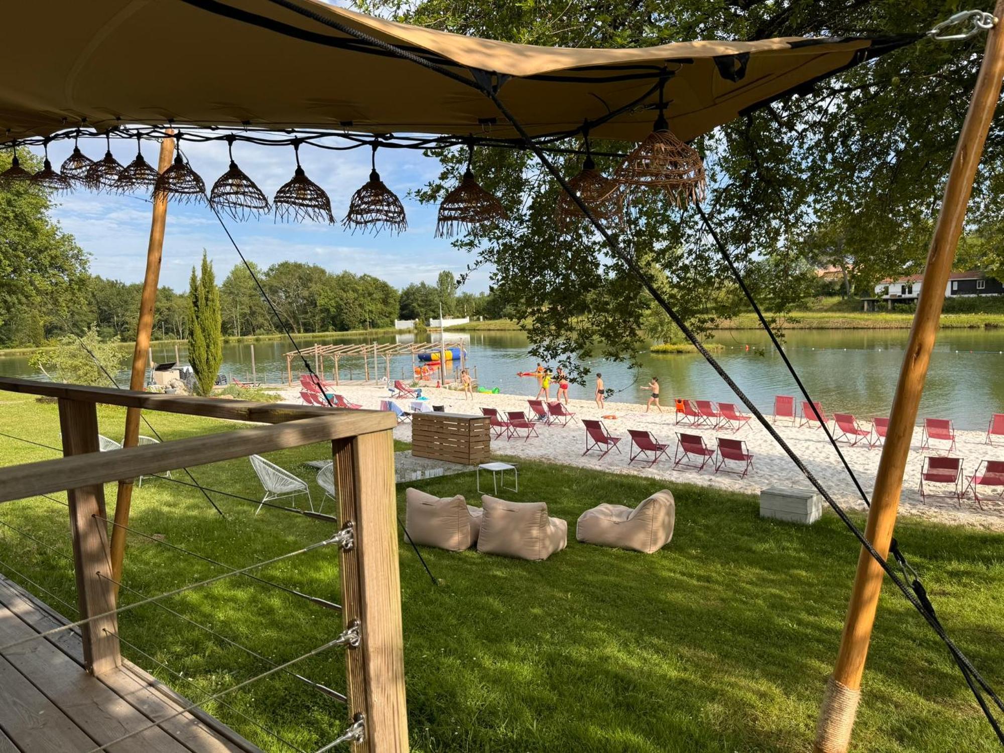 Le Domaine des Lacs de Gascogne Seissan Extérieur photo