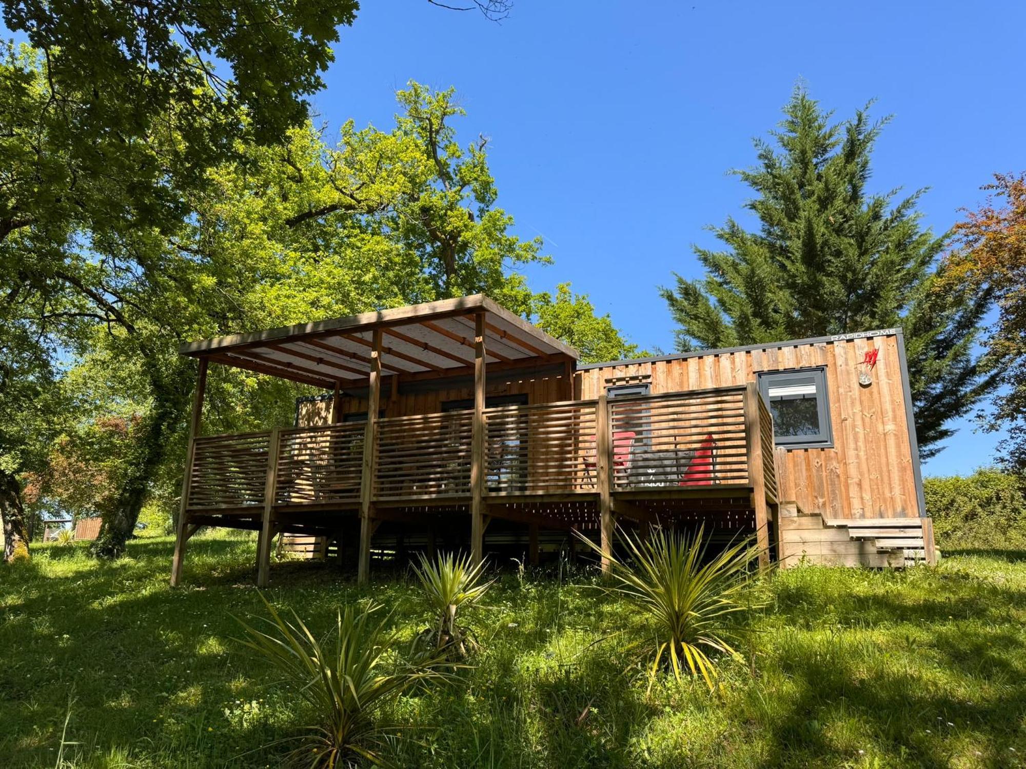 Le Domaine des Lacs de Gascogne Seissan Chambre photo